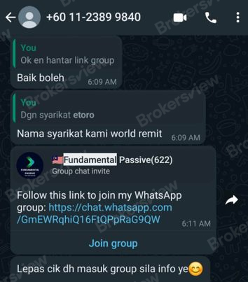 the conversation between the trader and World Remit (Scammer)