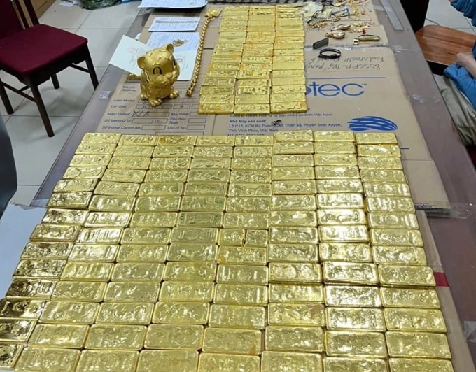 Gold bars seized from the scammers by police