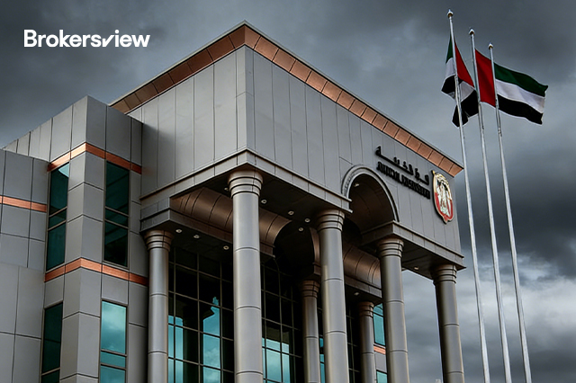 Pengadilan Abu Dhabi Memerintahkan Pelaku Penipuan untuk Mengembalikan $100.000 dalam Kasus Penipuan Perdagangan Online